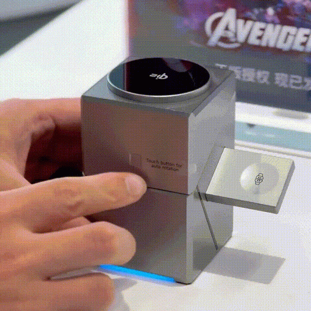1725470141_258892812_maxco1.gif Maxco 3 in 1 Wireless Charger - Image 1